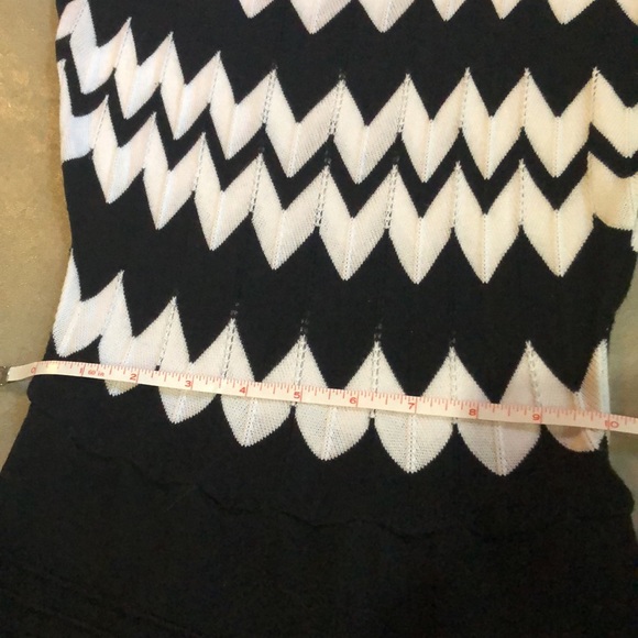 Black and White Cocktail Dress - Picture 3 of 13